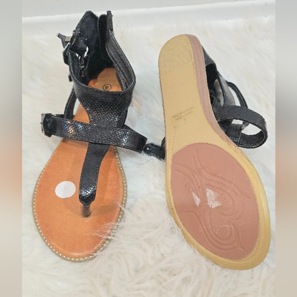 ✨ 6 US Set of 5 Pairs of Women's Shoes – Comfort, Style & Unique Details Ideal - Picture 10 of 16